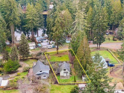 Photo of 371 E Lakeshore Drive W, Shelton, WA 98584 (MLS # 2474671)
