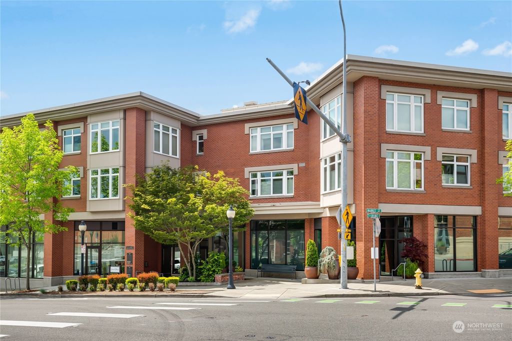 Photo of 631 Market Street #101, Kirkland, WA 98033 (MLS # 2068804)