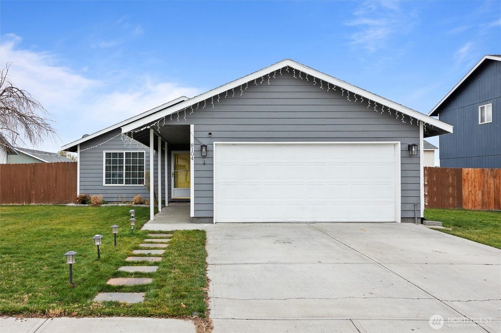 Photo of 8104 Spieden Court St, Pasco, WA 99301 (MLS # 2459418)