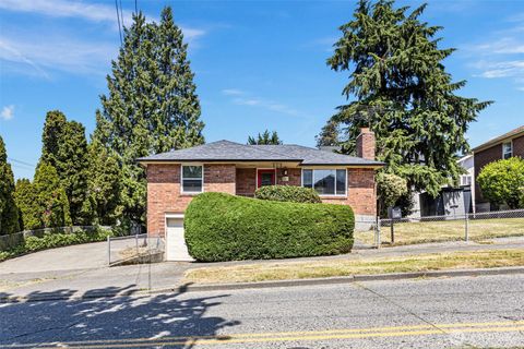 Photo of 1210 S Lucile Street, Seattle, WA 98108 (MLS # 2526834)