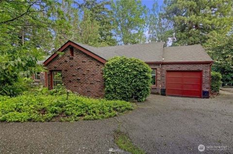 Photo of 555 Lake Louise Drive SW, Lakewood, WA 98498 (MLS # 2464617)