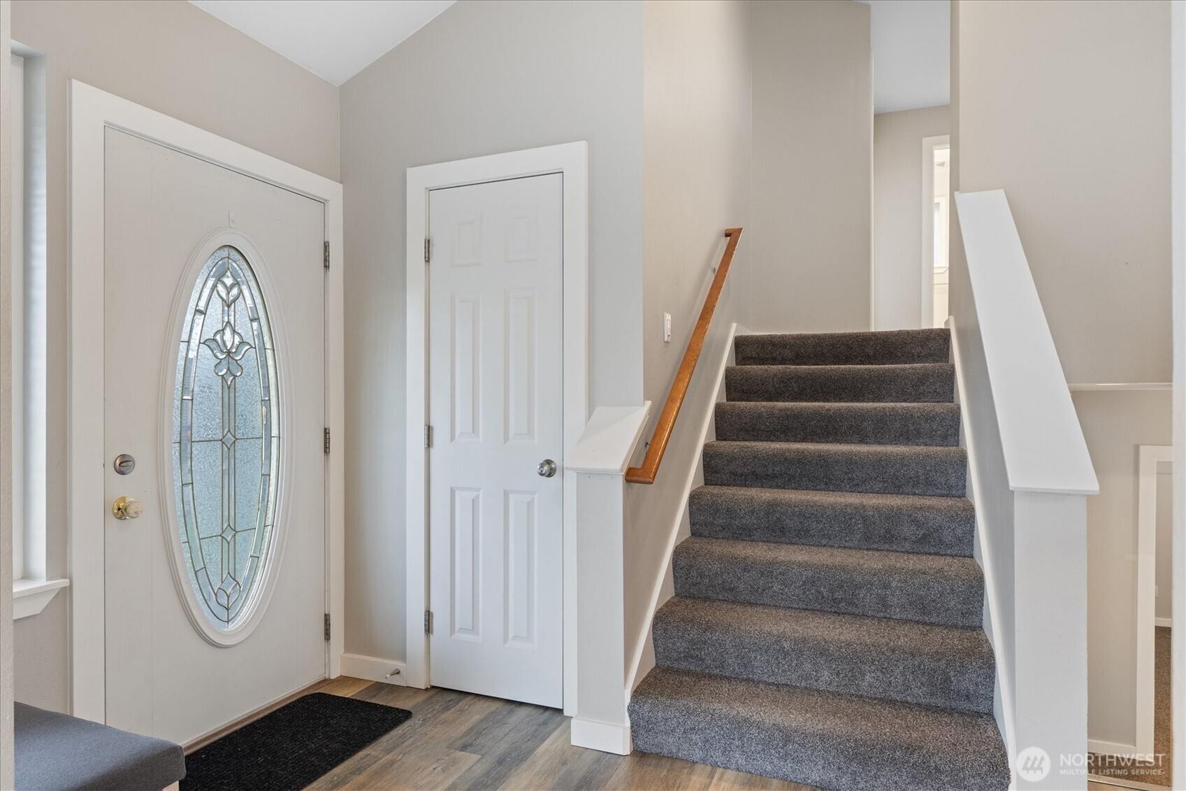 316 Antonie Avenue N