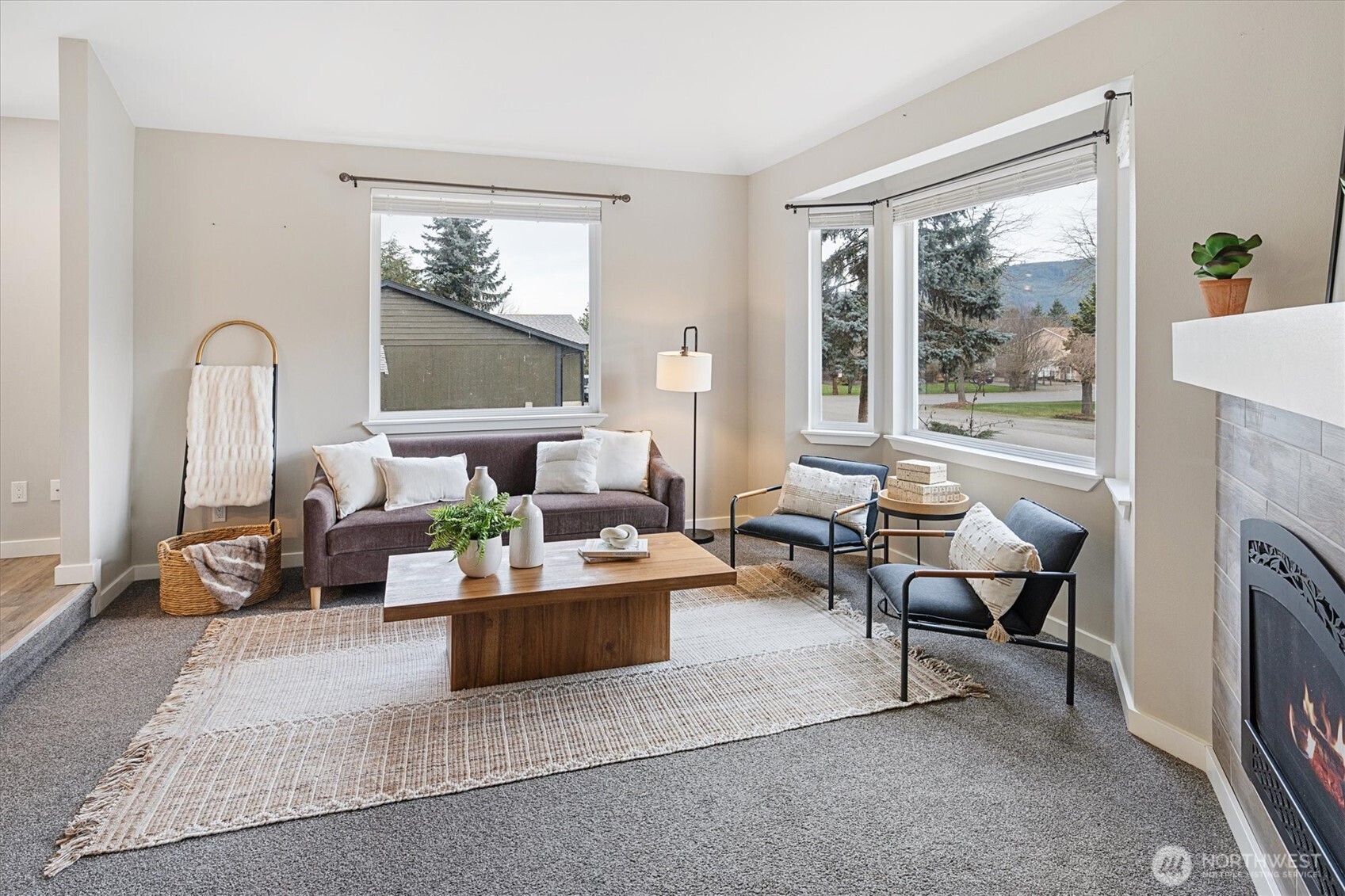 316 Antonie Avenue N