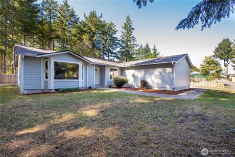 Photo of 111 E Wilson Street, Shelton, WA 98584 (MLS # 2438713)