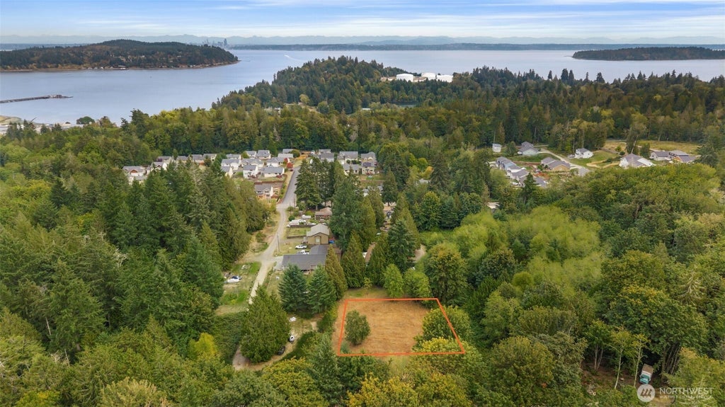 Photo of 777 MISSOURI Street, Manchester, WA 98353 (MLS # 2590502)
