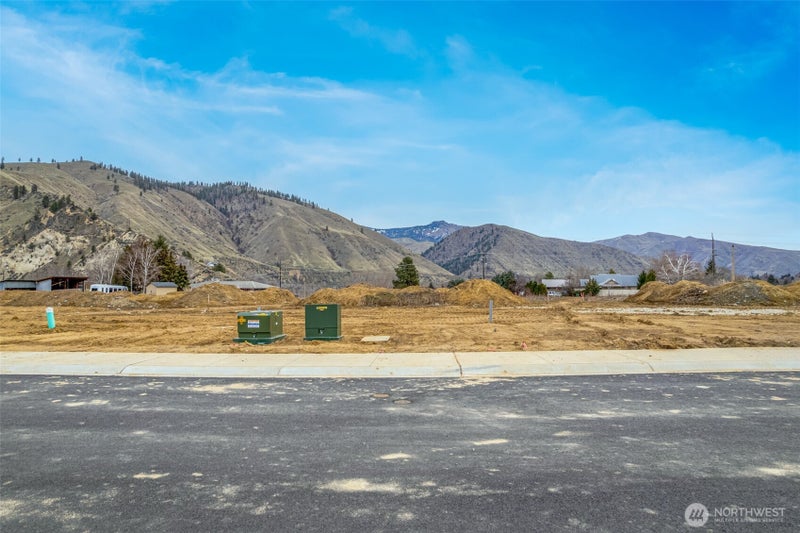 119 Fruitful Pl
