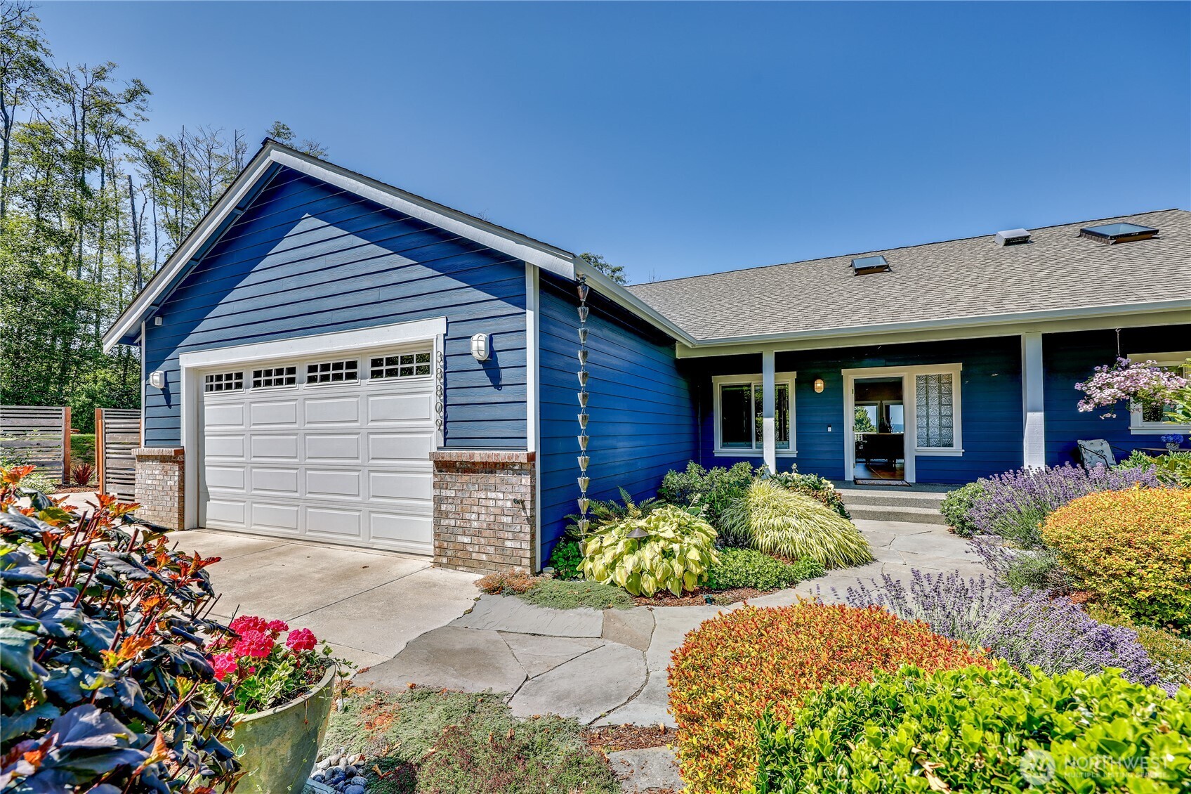 38809 Cora Avenue Avenue NE