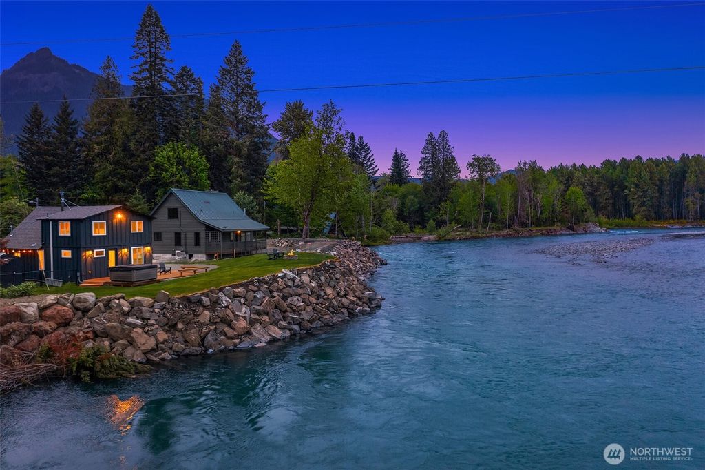 Photo of 132 Slalom Way, Packwood, WA 98361 (MLS # 2544586)
