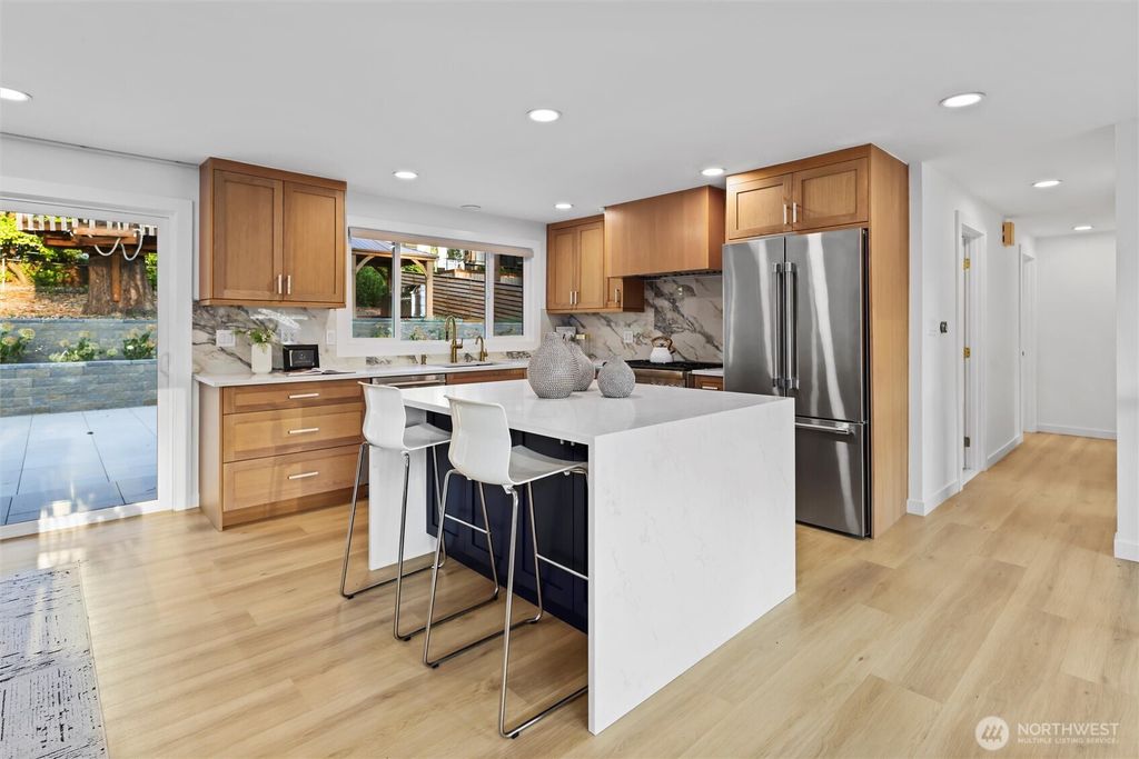 Photo of 3706 135th Avenue SE, Bellevue, WA 98006 (MLS # 2424774)
