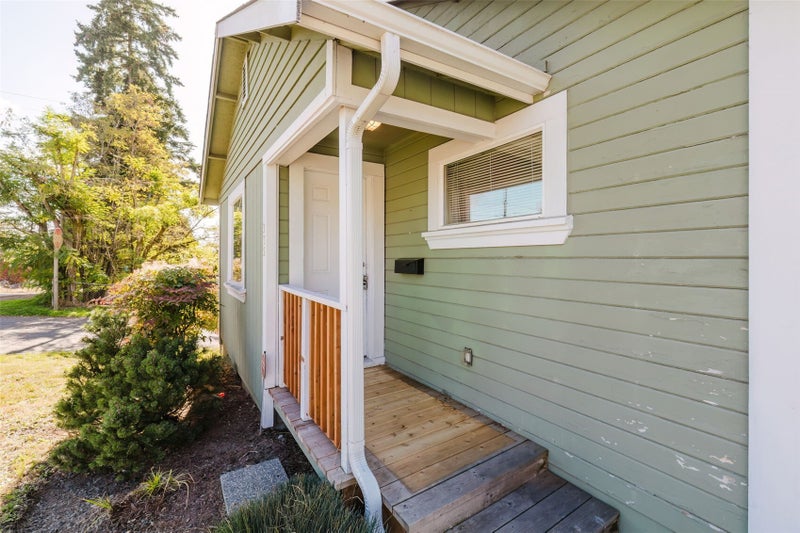 335 Bremerton Boulevard W