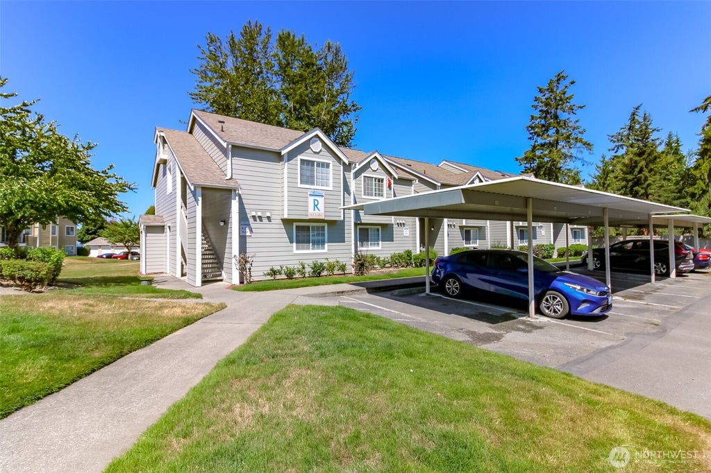 Photo of 1835 S 286th Lane #R204, Federal Way, WA 98003 (MLS # 2557713)