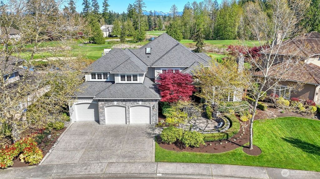 Photo of 316 246th Way SE, Sammamish, WA 98074 (MLS # 2362231)