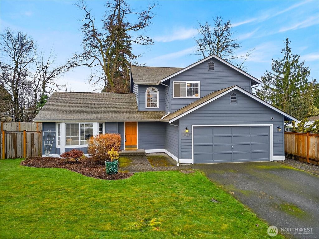 Photo of 17427 Spruce Way, Lynnwood, WA 98037 (MLS # 2493923)