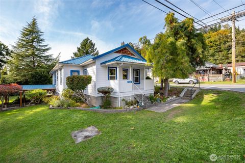 Photo of 7362 N superior Avenue, Concrete, WA 98237 (MLS # 2518062)