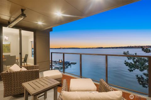 807 Lake Street S Unit 300, Kirkland, WA 98033 - MLS#: 2368406