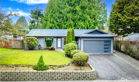 Photo of 13117 111th Place NE, Kirkland, WA 98034 (MLS # 2465892)