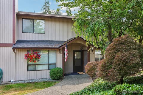 Photo of 14918 32nd Place S #20, SeaTac, WA 98168 (MLS # 2556807)