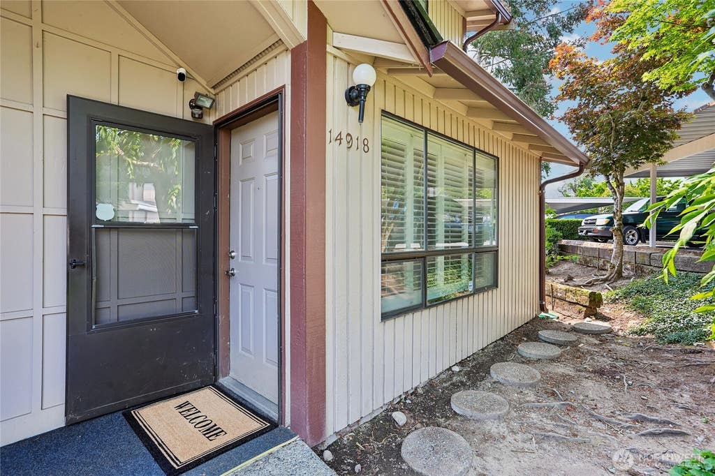 Photo of 14918 32nd Place S #20, SeaTac, WA 98168 (MLS # 2556807)