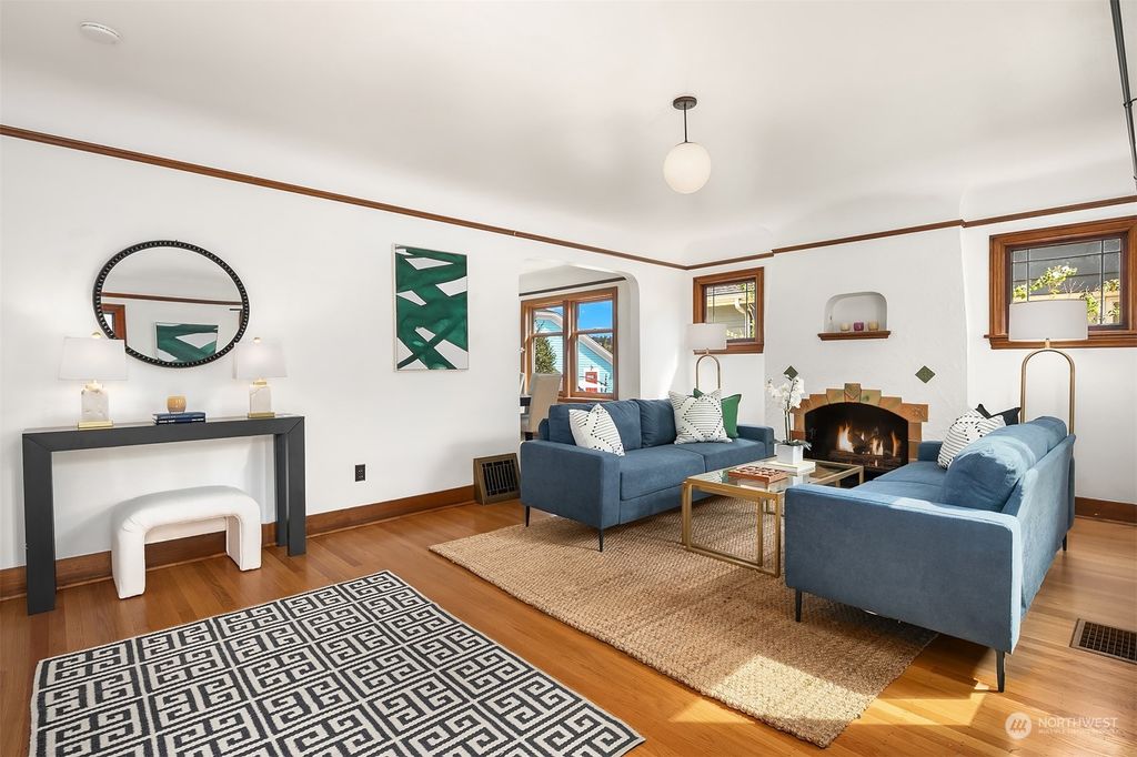 Photo of 3508 Burke Avenue N, Seattle, WA 98103 (MLS # 2271789)
