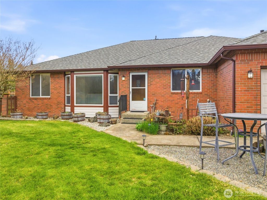 Photo of 3135 74th Avenue SE, Olympia, WA 98501 (MLS # 2509591)