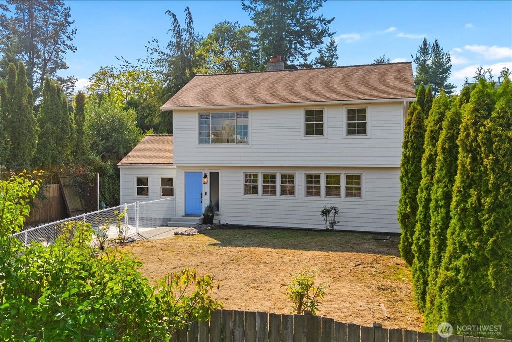 Photo of 16233 8th Avenue NE, Shoreline, WA 98155 (MLS # 2429215)