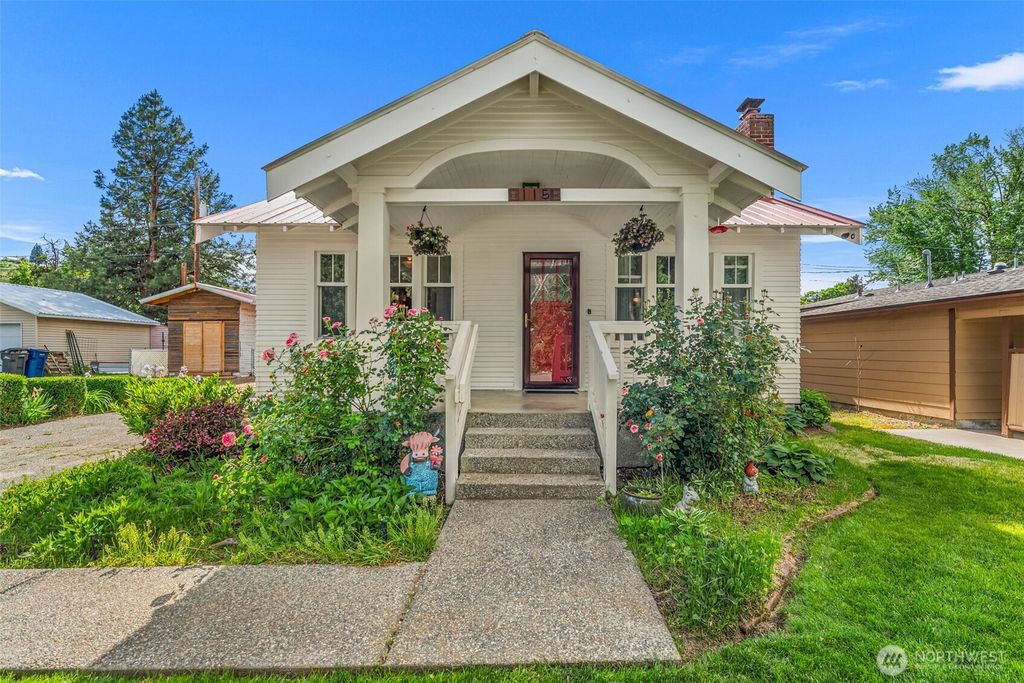 Photo of 115 Riverfront Drive, Cashmere, WA 98815 (MLS # 2523973)