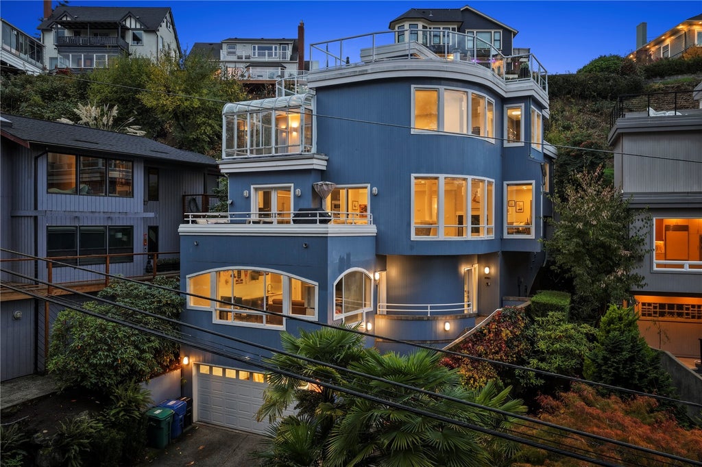 Photo of 1721 Ferry Avenue SW, Seattle, WA 98116 (MLS # 2599064)