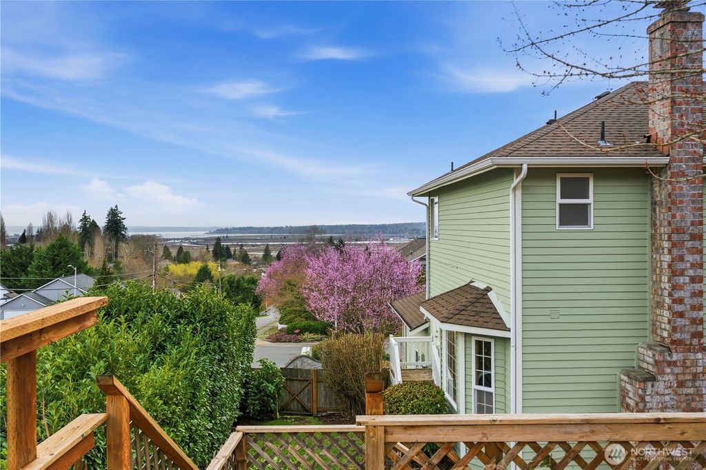 Photo of 5207 69th Drive NE, Marysville, WA 98270 (MLS # 2489283)