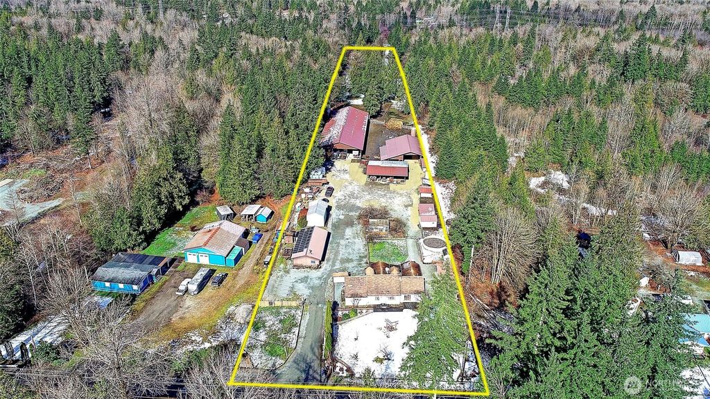 Photo of 39729 State Route 530 NE, Arlington, WA 98223 (MLS # 2485563)