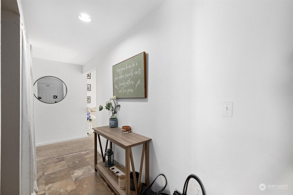 Photo of 820 Cady Road #B307, Everett, WA 98203 (MLS # 2274155)