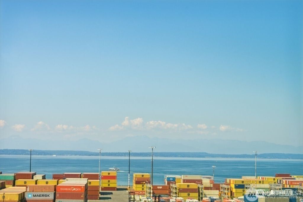 Photo of 590 1st Avenue S #1007, Seattle, WA 98104 (MLS # 2467359)