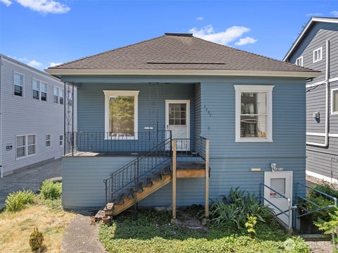 Photo of 2407 NW 60th Street, Seattle, WA 98107 (MLS # 2546121)
