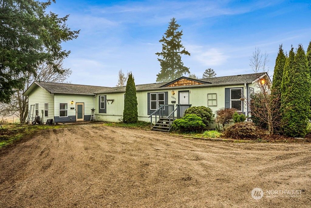 Photo of 1211 153rd Pl Pl NE, Arlington, WA 98223 (MLS # 2323262)