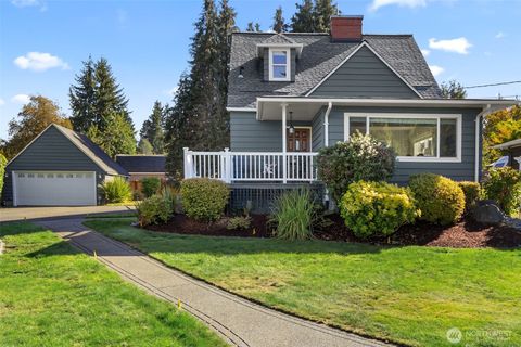 Photo of 2015 Mountain View Avenue W, Tacoma, WA 98466 (MLS # 2440231)