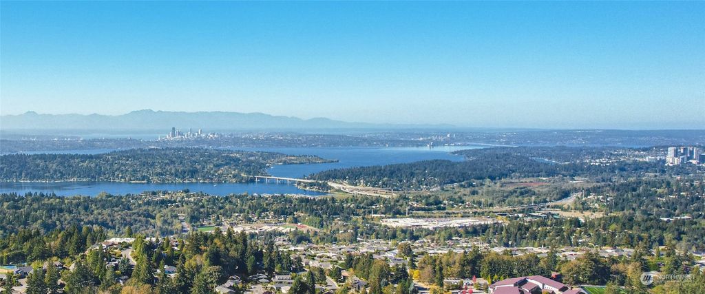 Photo of 5001 145th Place SE, Bellevue, WA 98006 (MLS # 2031910)