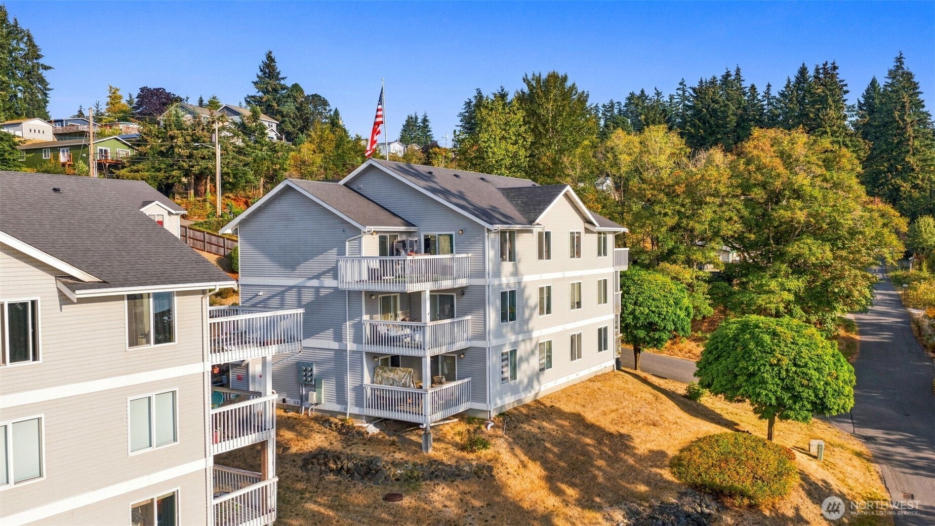 2251 Highview Lane W C302