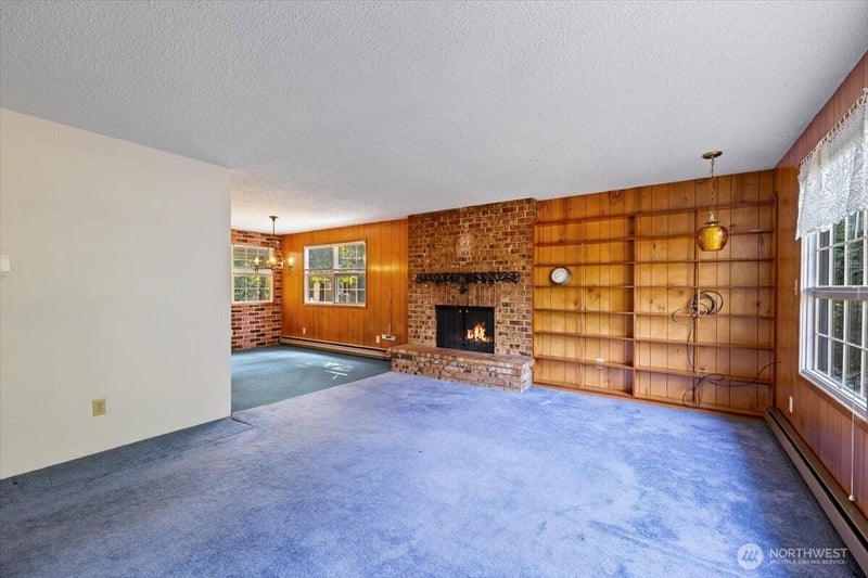 12521 Roosevelt Road