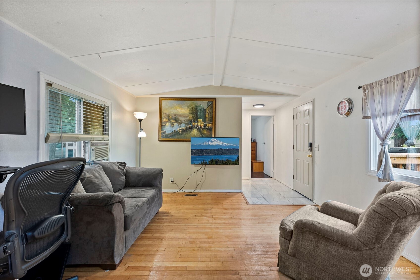 8815 226th Street E 19