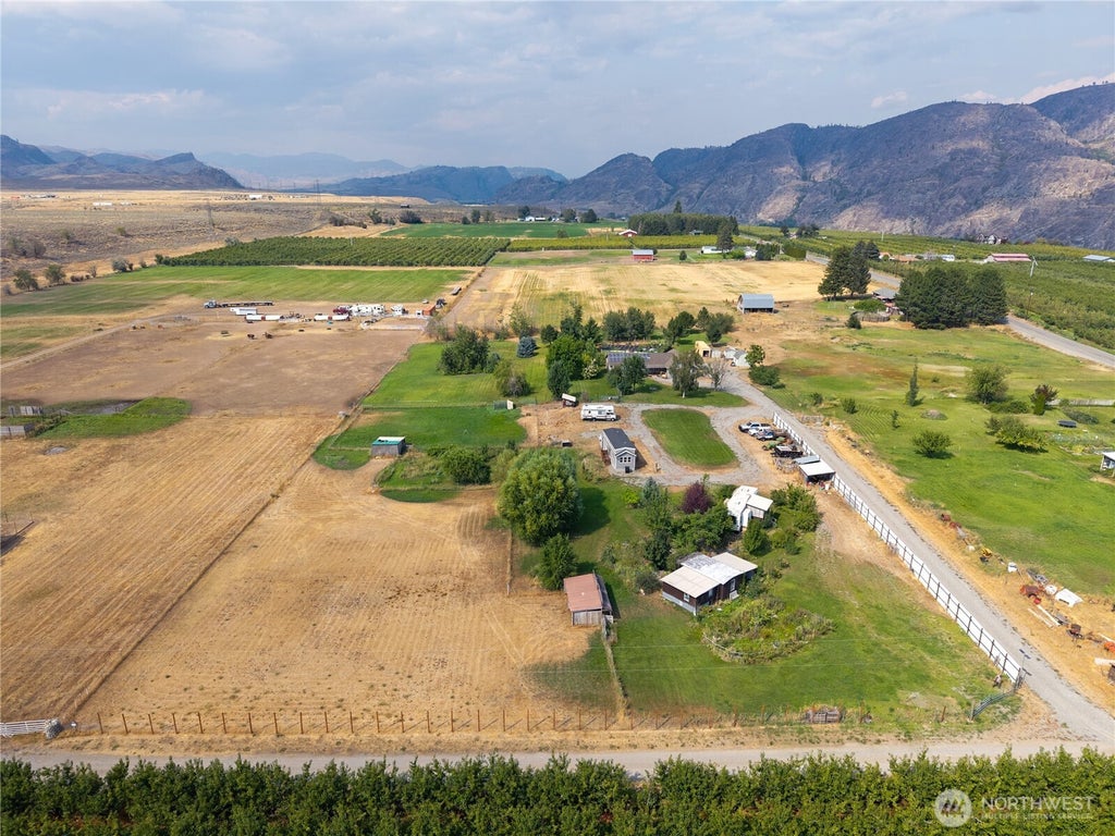 Photo of 4 Peacock Lane, Omak, WA 98841 (MLS # 2583267)