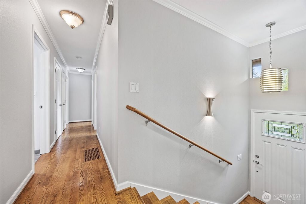 Photo of 12516 SE 4th Place, Bellevue, WA 98005 (MLS # 2439187)