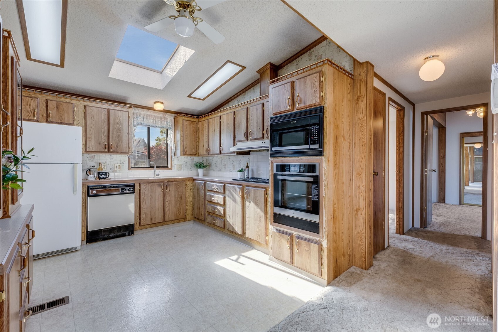 803 E 82nd Street Ct 14
