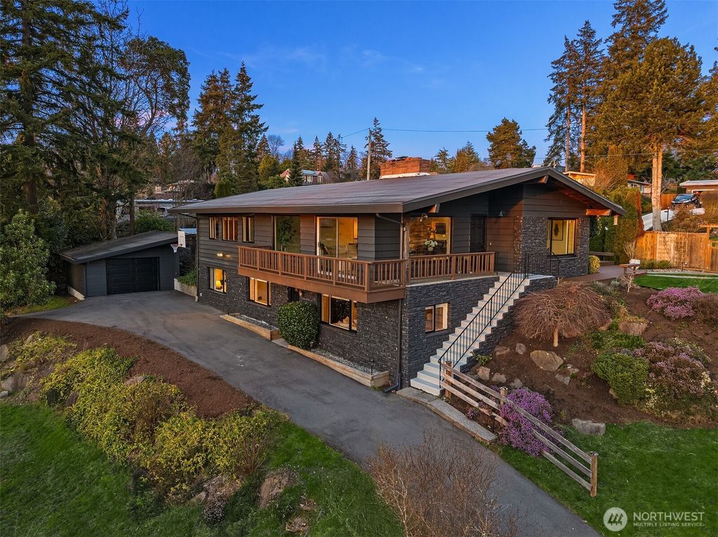 Photo of 18666 Beverly Road SW, Normandy Park, WA 98166 (MLS # 2339297)