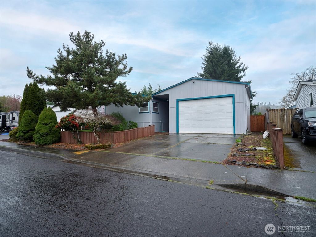 Photo of 1835 Heartwood Dr, Woodland, WA 98674 (MLS # 2500942)