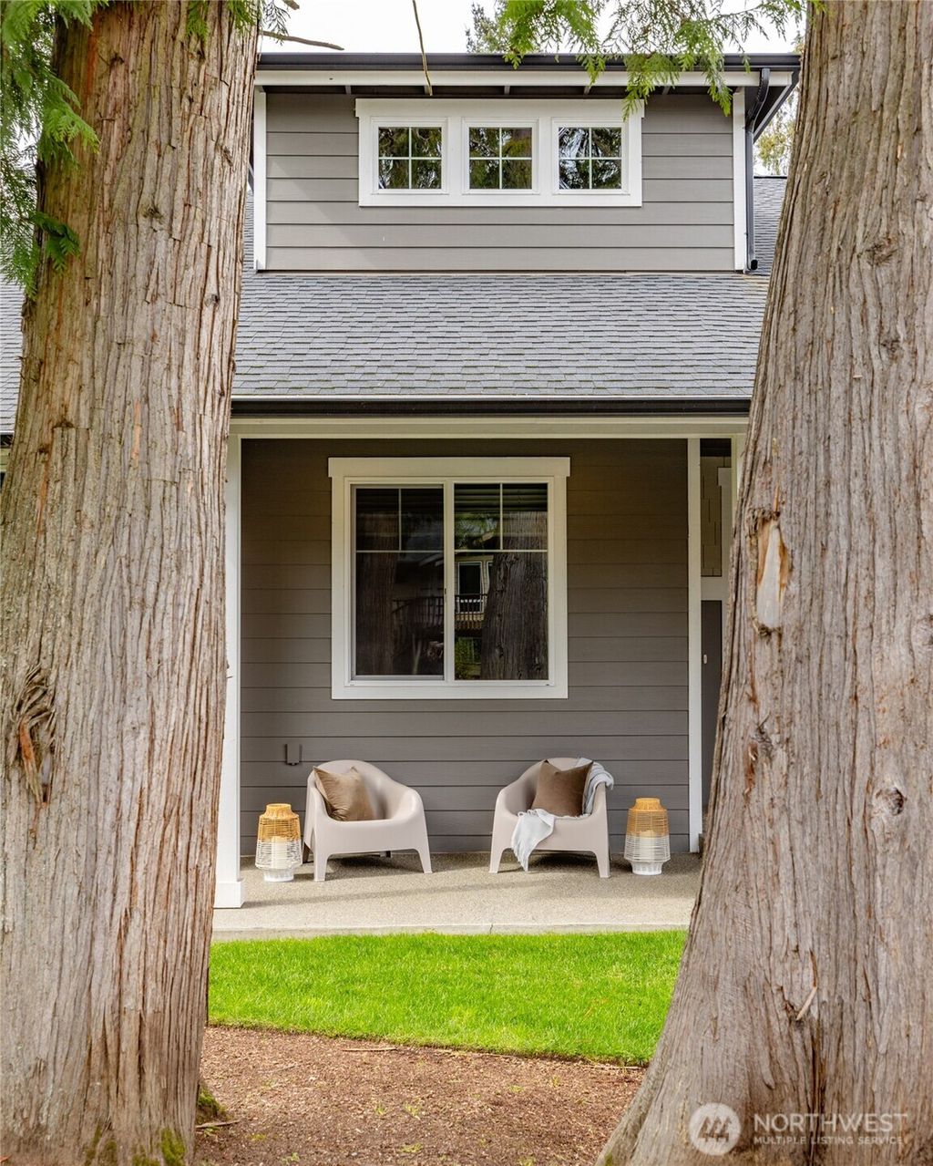 Photo of 611 Upland Drive, Mount Vernon, WA 98273 (MLS # 2501417)