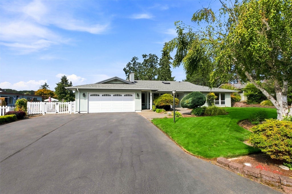 Photo of 8205 Amber Drive SW, Lakewood, WA 98498 (MLS # 2594914)