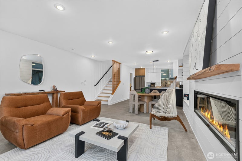 5011 Fauntleroy Way SW Unit A