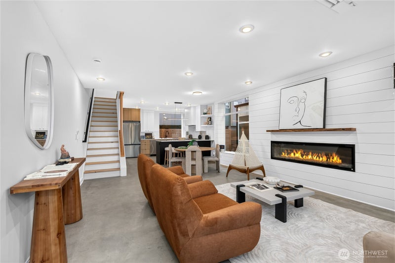 5011 Fauntleroy Way SW Unit A