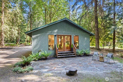 Photo of 20019 NE 148th Street, Woodinville, WA 98077 (MLS # 2547357)