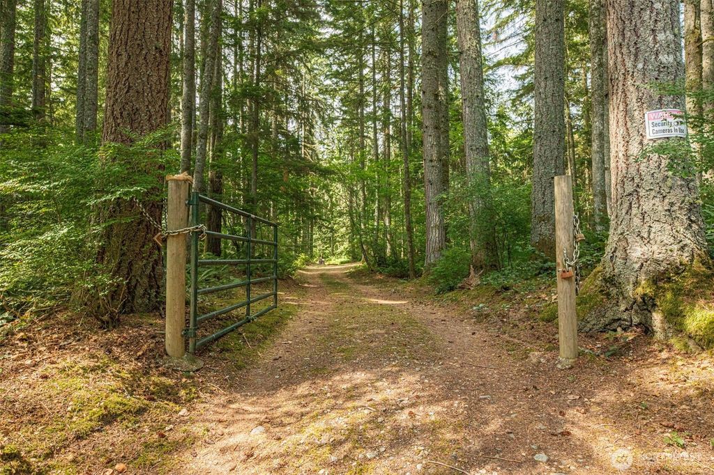 Photo of 180 180XX 48th Street NE, Snohomish, WA 98290 (MLS # 2404083)