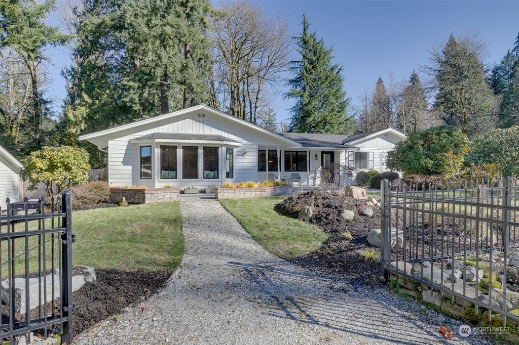 Photo of 13515 Aspen Way, Snohomish, WA 98296 (MLS # 2200725)